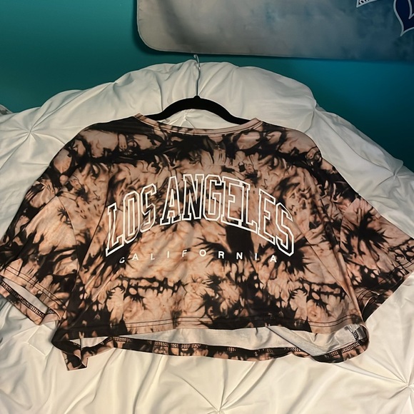 SHEIN Los Angeles CA Cropped-Baggy T-Shirt - Picture 3 of 5